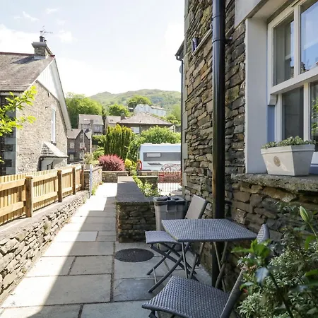 Two Tweenways Holiday home